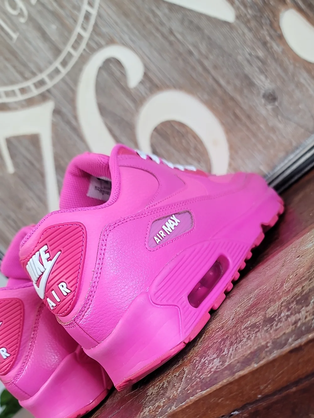 🔥 Nike Air Max 90 LTR 'Laser Fuchsia' Wmns 8.5 Good Cond. Fast Shipping